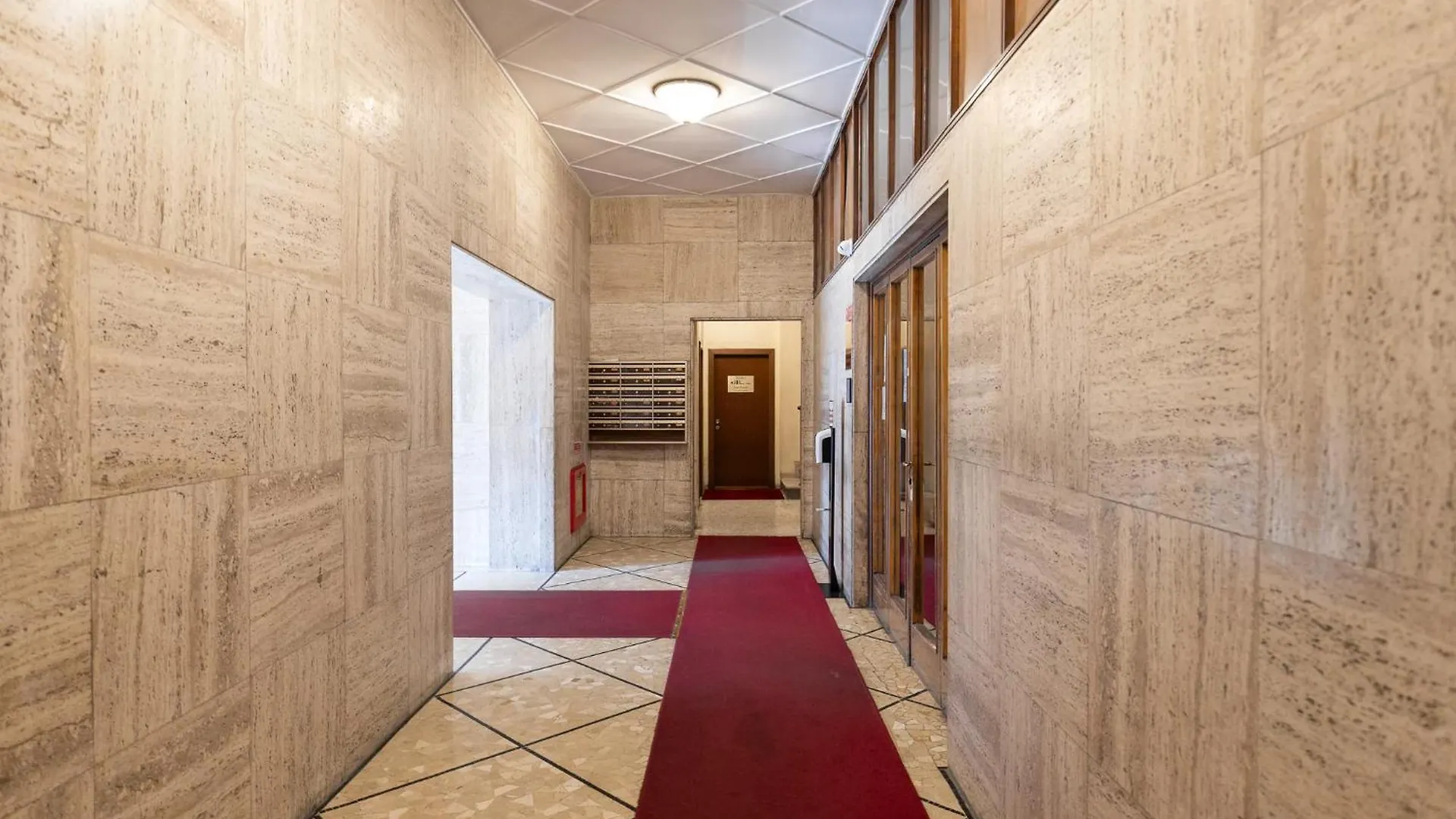 Luni 4 - Design Trilo Suite -M3- 8 Min Dal Duomo Milan